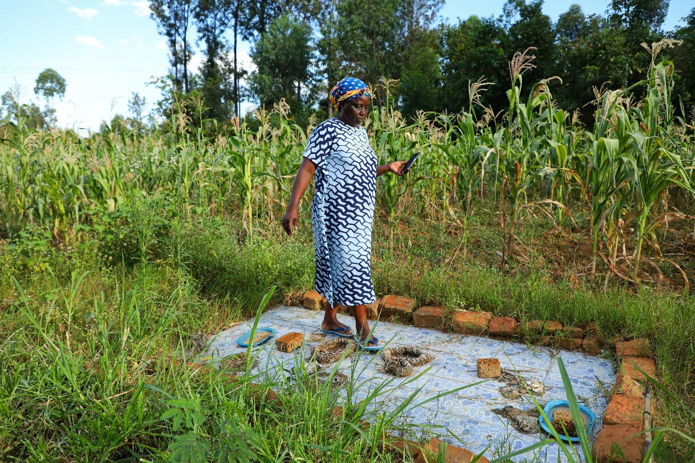 Jennifer Onyalo at her daughter’s gravesite.